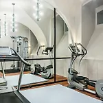 De Paris Mgallery Готель